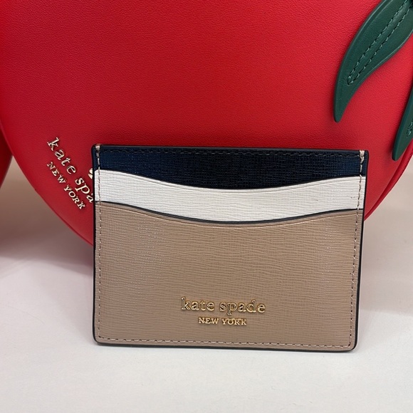 Kate Spade Morgan Colorblocked Cardholder
Cafe Mocha 
NWT - Picture 13 of 16